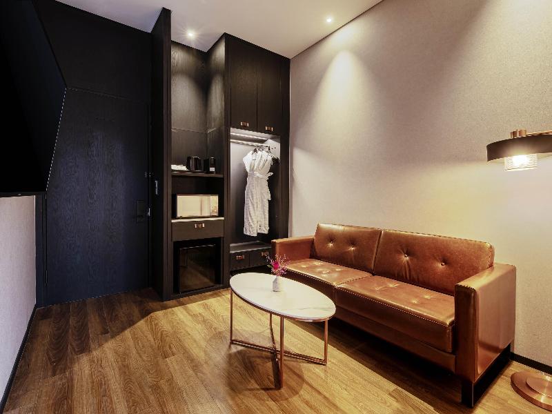 Mercure Ambassador Seoul Hongdae image