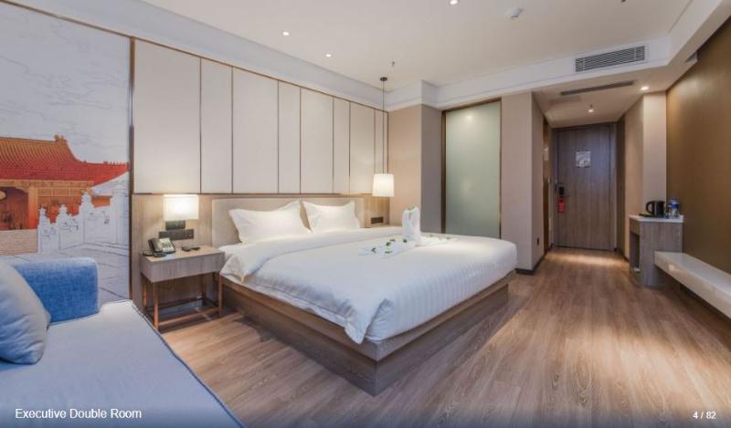 Airport Grand Hotel image