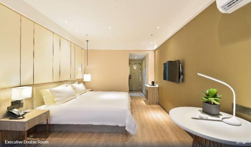 Airport Grand Hotel image