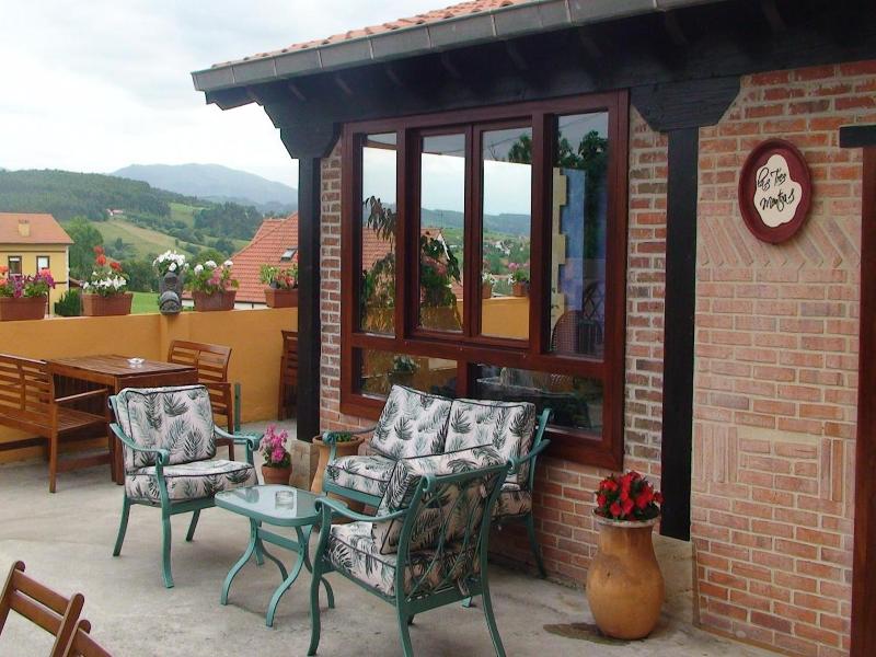 Posada Las Tres Mentiras image