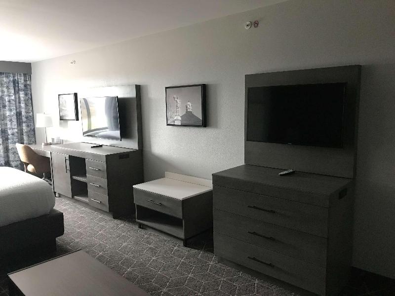 Best Western Plus Lawrenceburg image