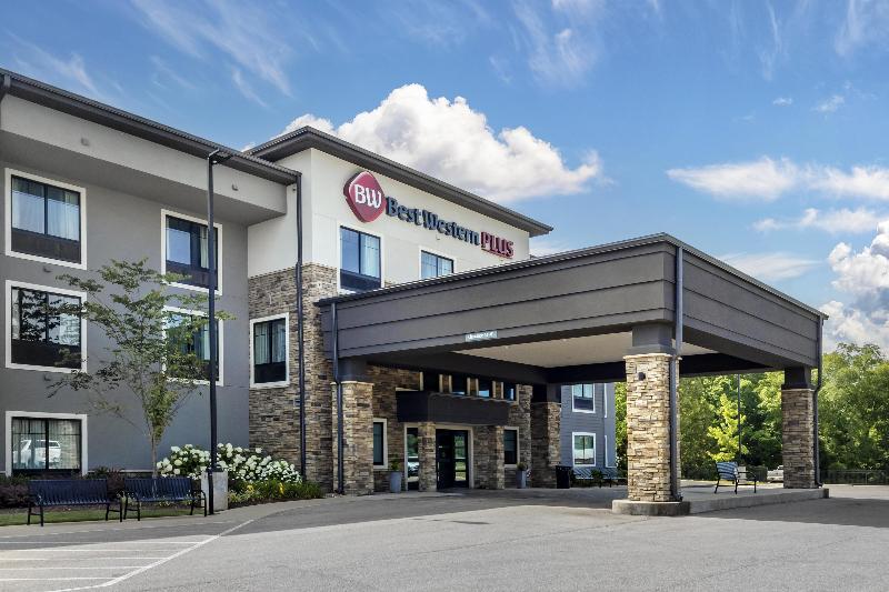 Best Western Plus Lawrenceburg image