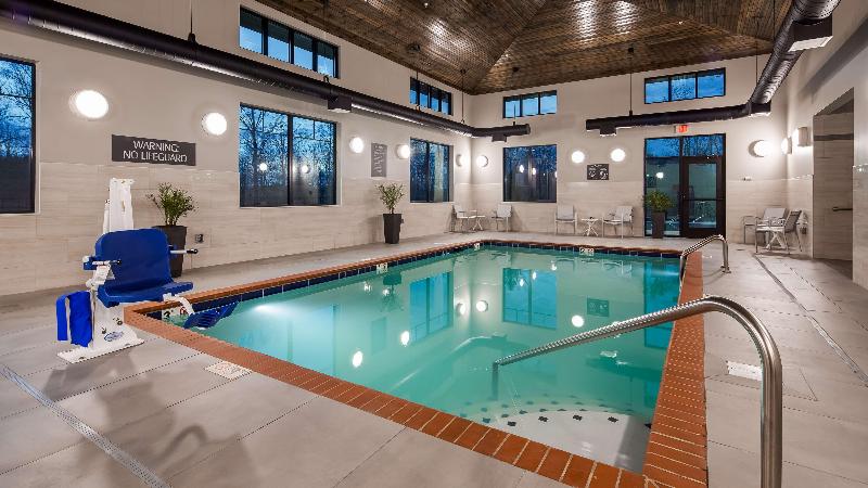 Best Western Plus Lawrenceburg image