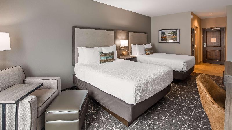 Best Western Plus Lawrenceburg image