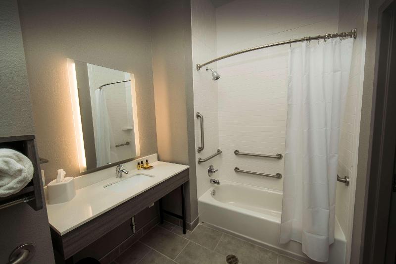 Best Western Plus Lawrenceburg image