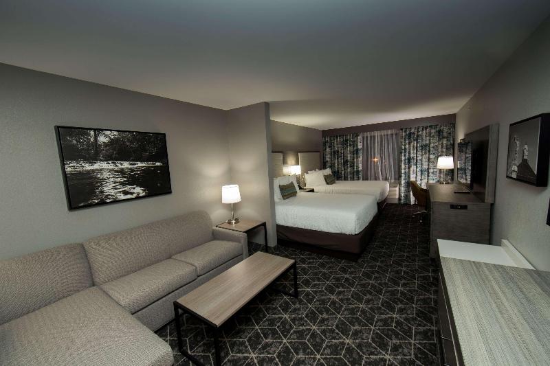Best Western Plus Lawrenceburg image