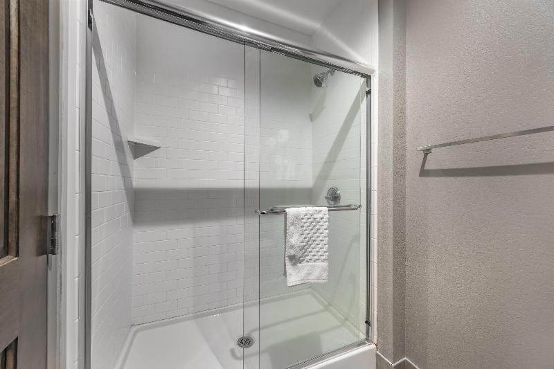 Best Western Plus Lawrenceburg image