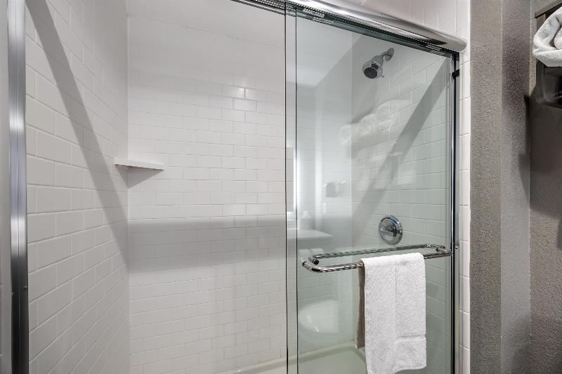 Best Western Plus Lawrenceburg image