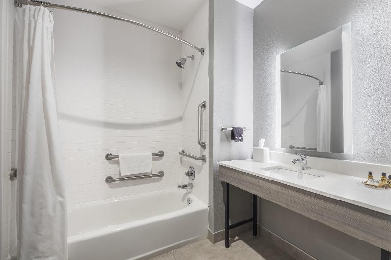 Best Western Plus Lawrenceburg image