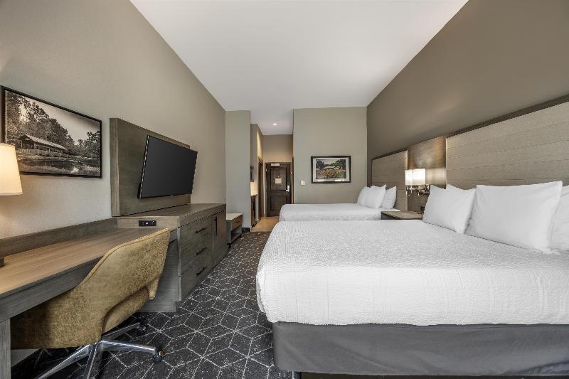 Best Western Plus Lawrenceburg image