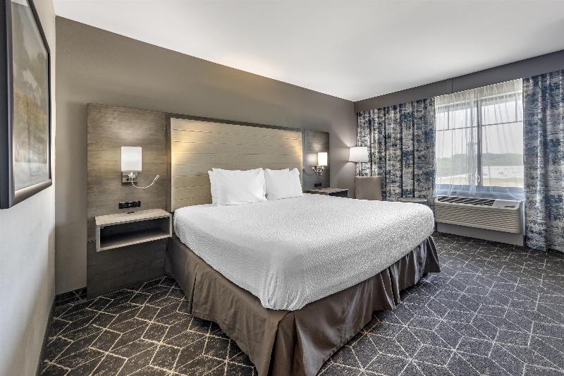Best Western Plus Lawrenceburg image