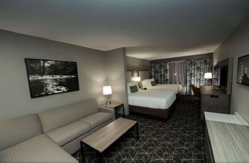 Best Western Plus Lawrenceburg image