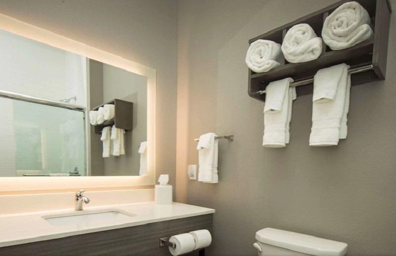 Best Western Plus Lawrenceburg image