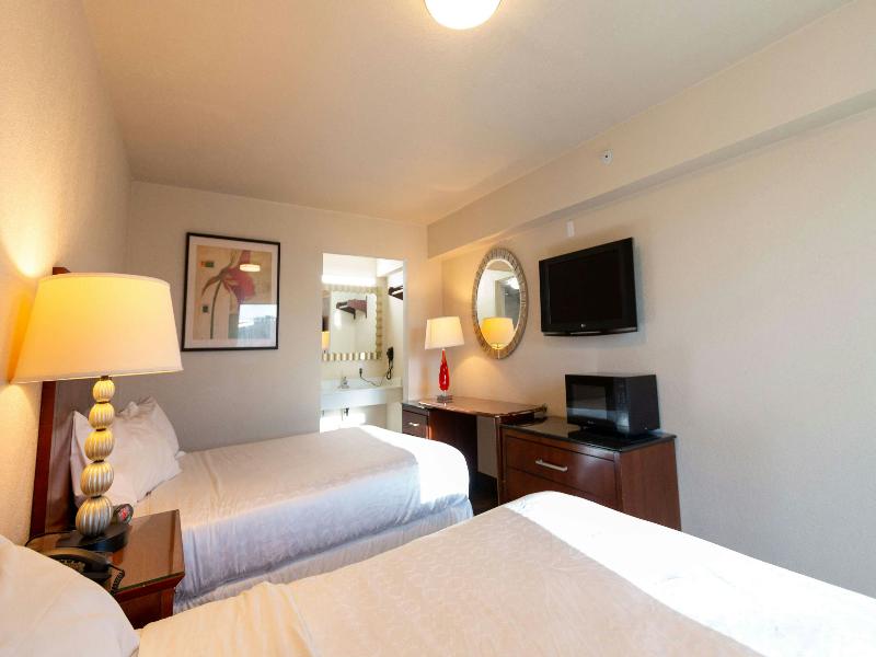 Magnuson Extended Stay and Suites Airport Hotel image