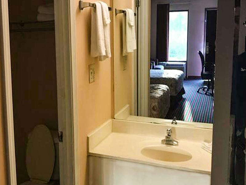 Magnuson Hotel Marietta image
