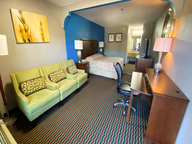 Magnuson Hotel Marietta image