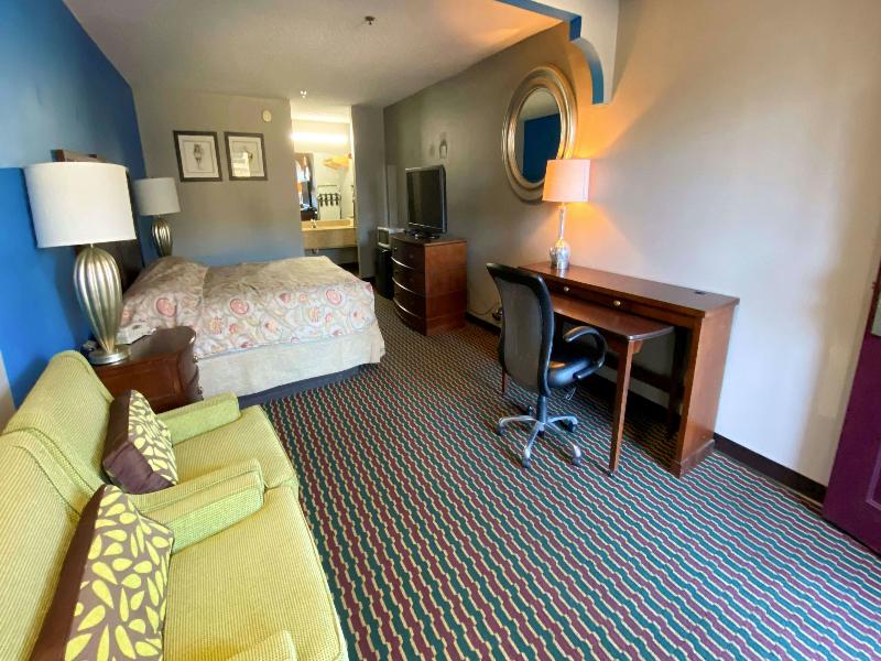 Magnuson Hotel Marietta image