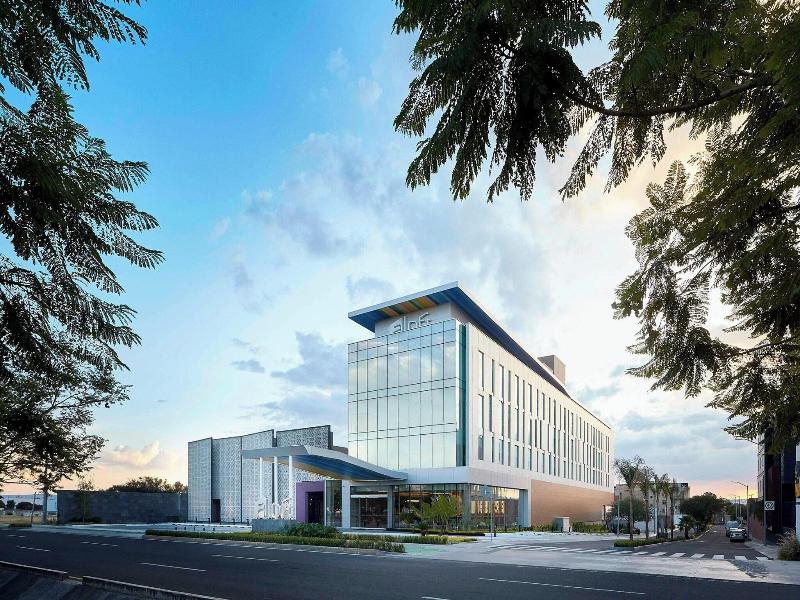 Aloft Queretaro image