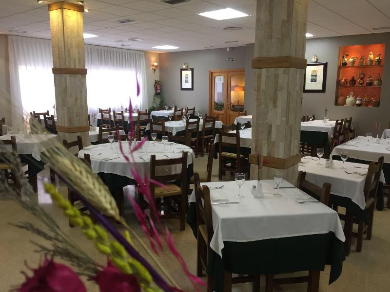 Hotel Castellote image
