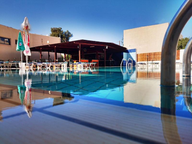 Florea Hotel Apartments image