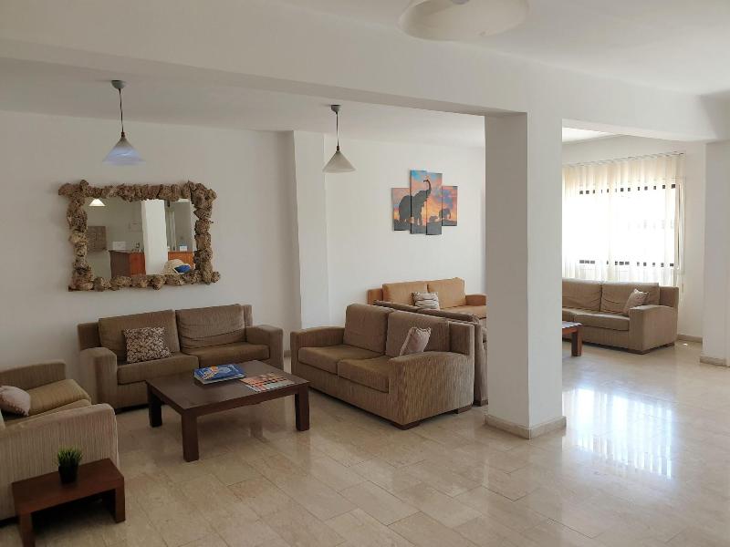 Florea Hotel Apartments image