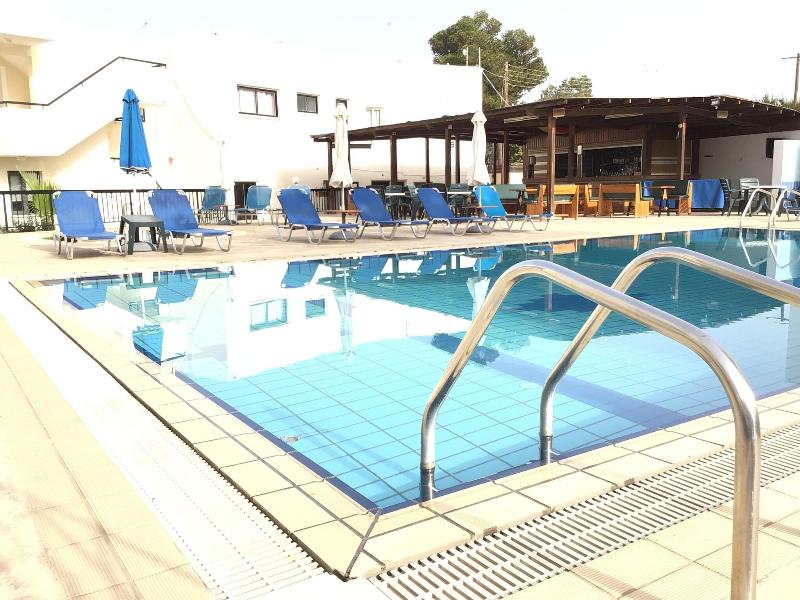 Florea Hotel Apartments image