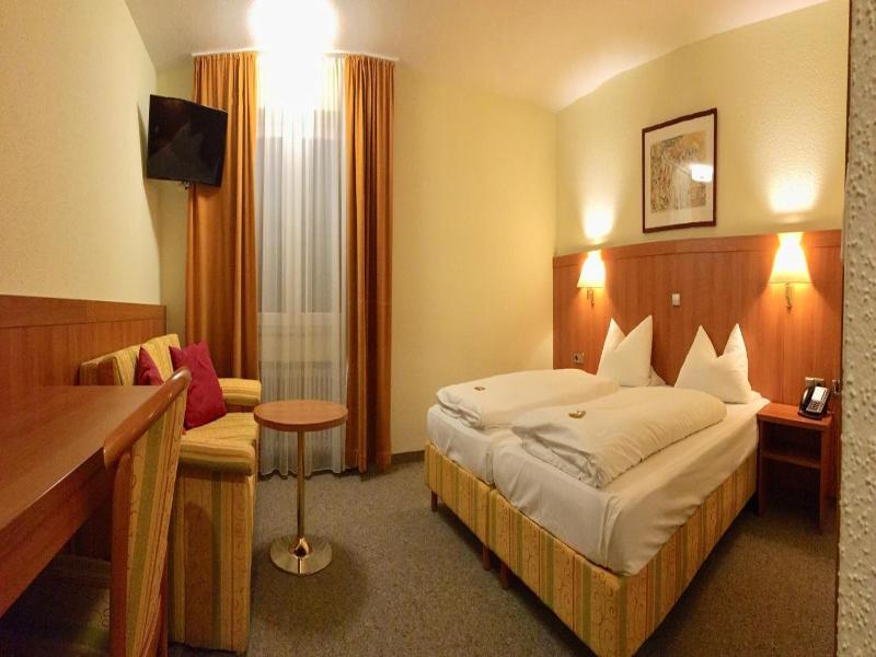 Hotel Engel image