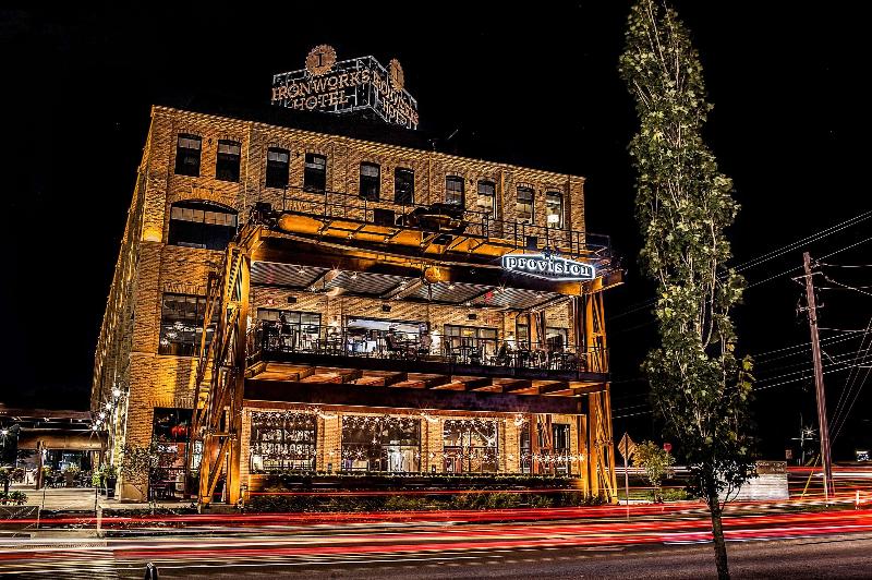 IRONWORKS HOTEL INDY