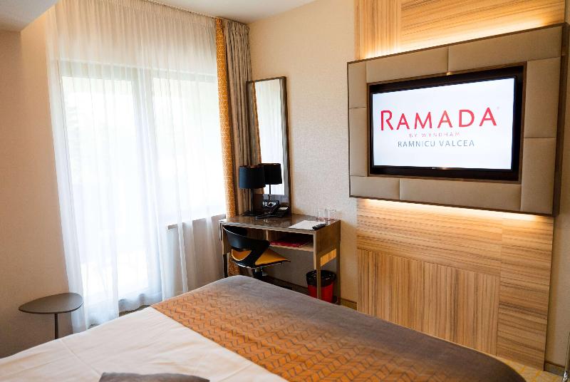 Ramada By Wyndham Ramnicu Valcea image