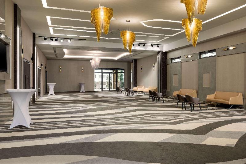Ramada By Wyndham Ramnicu Valcea image