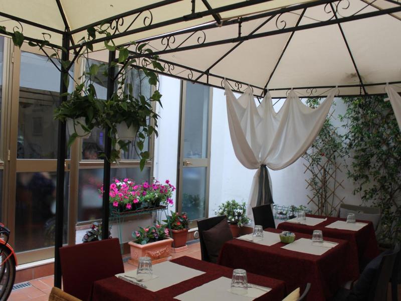 Hotel Dalmazia image