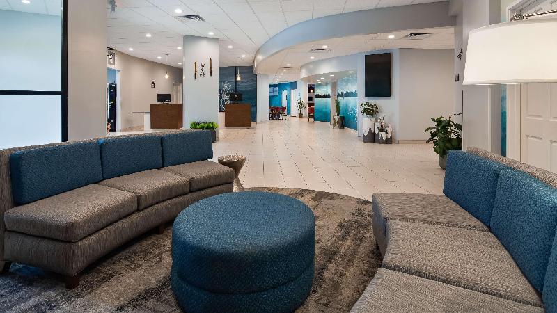 Best Western Plus Wausau Tower Inn image