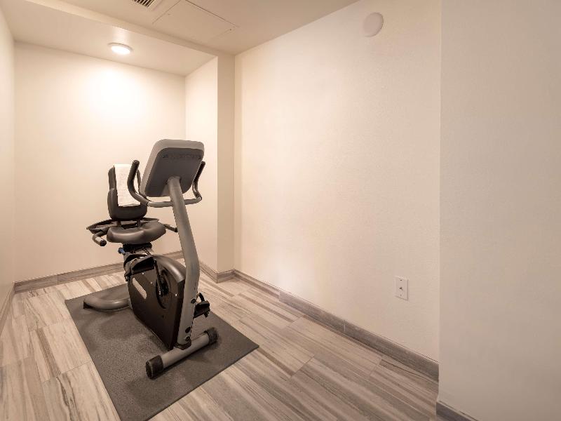 Best Western Plus Wausau Tower Inn image