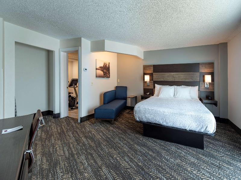 Best Western Plus Wausau Tower Inn image