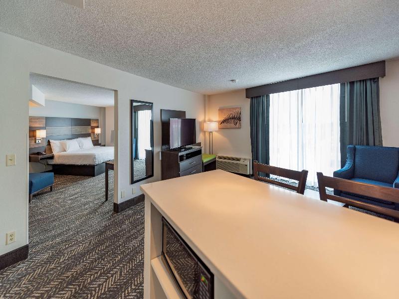 Best Western Plus Wausau Tower Inn image