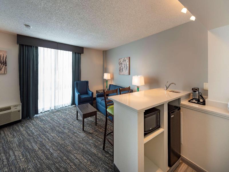 Best Western Plus Wausau Tower Inn image