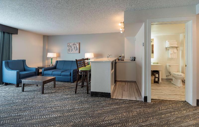 Best Western Plus Wausau Tower Inn image
