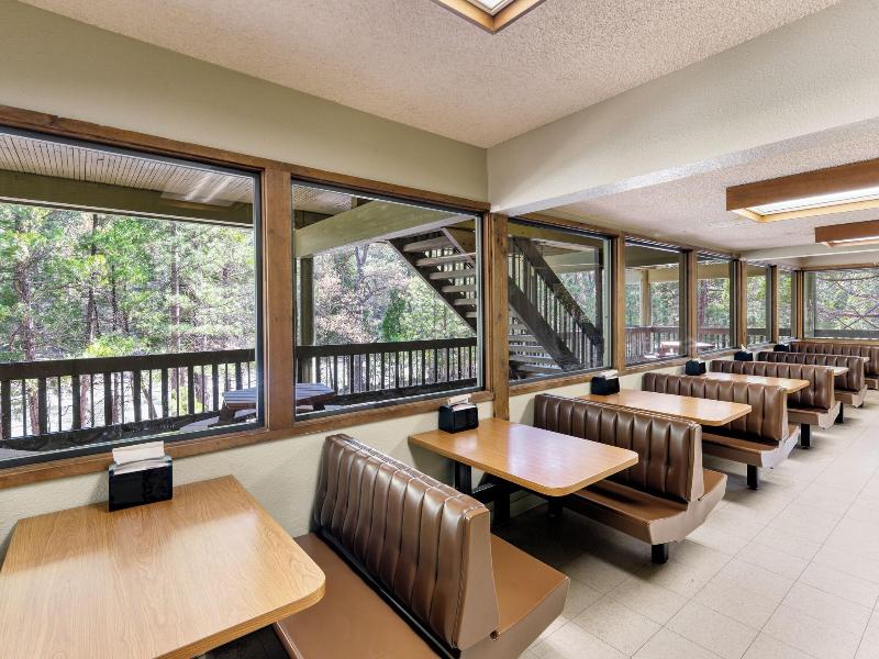 Cedar Grove Lodge