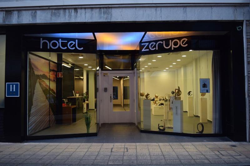 Hotel Zerupe