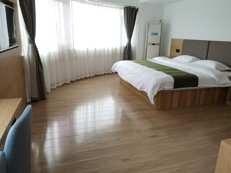 Greentree Inn Rizhao University City Express Hotel