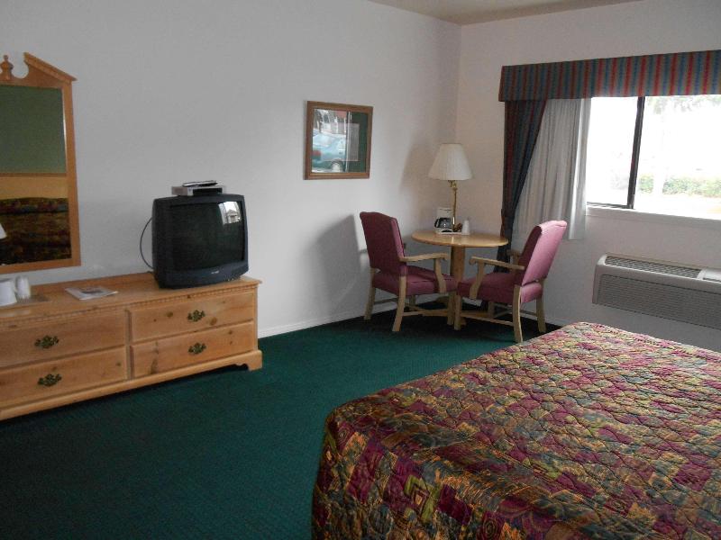 GuestHouse Enumclaw — photo 28