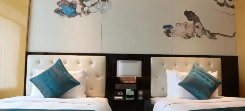 Ike International Hotel 5