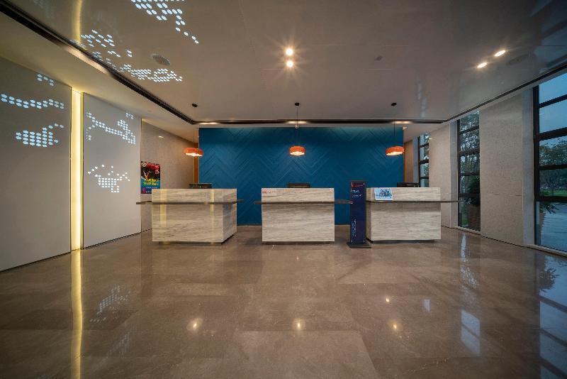 Holiday Inn Express Pinghu image