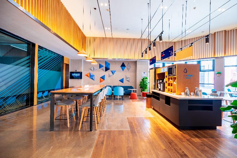 Holiday Inn Express Pinghu image