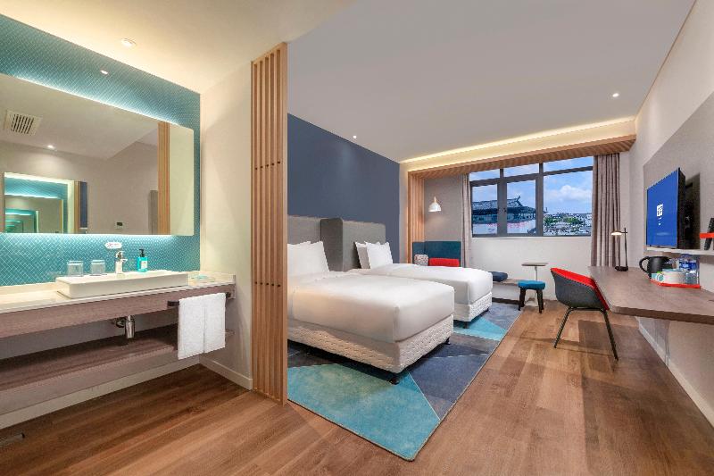Holiday Inn Express Pinghu image