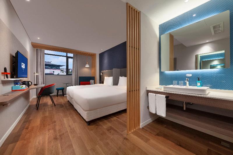 Holiday Inn Express Pinghu image