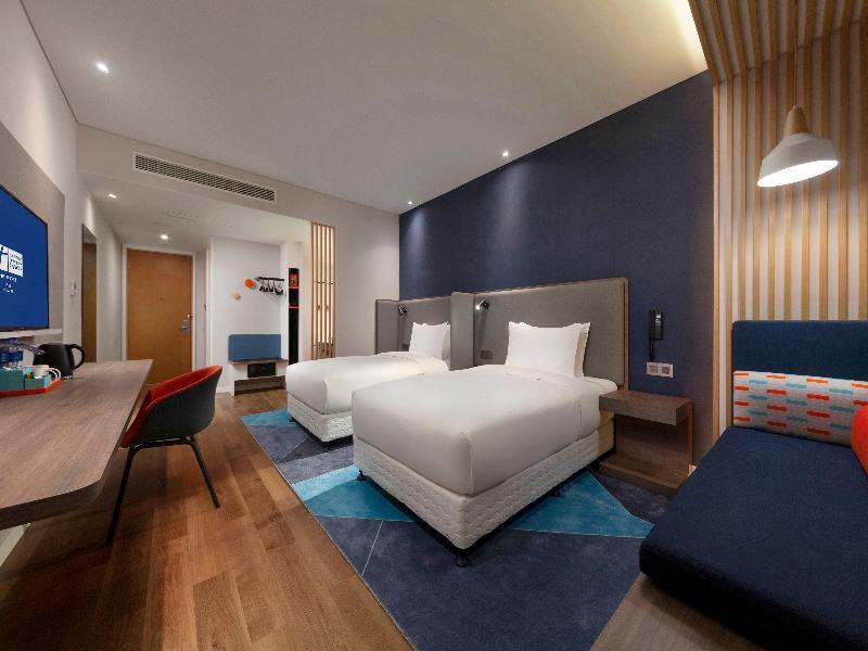 Holiday Inn Express Pinghu image