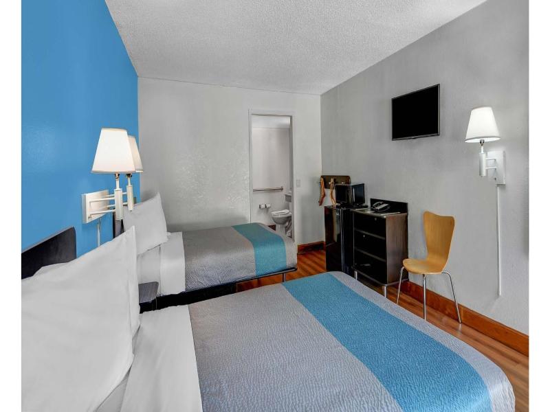 Motel 6 Atlanta, Ga image