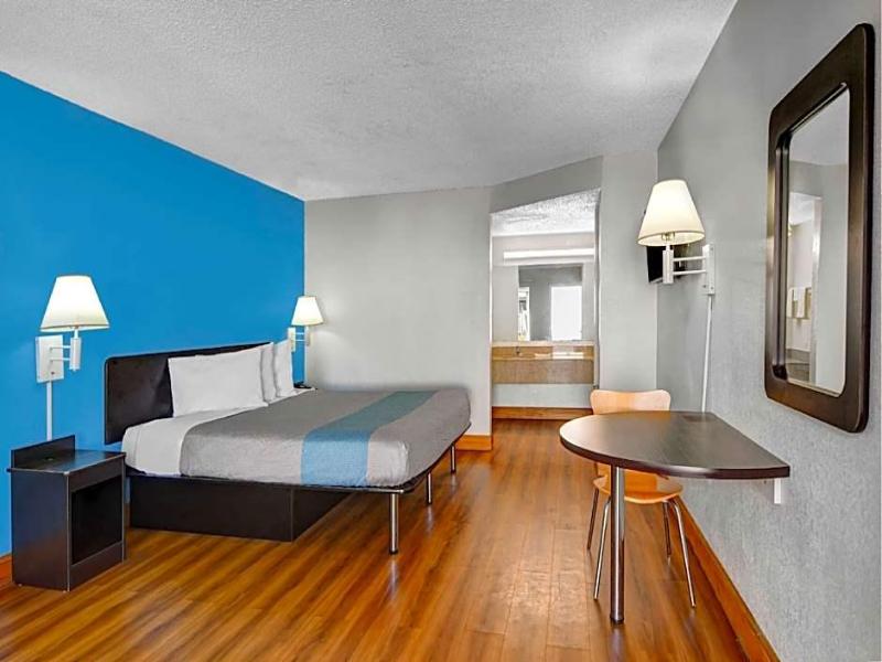 Motel 6 Atlanta, Ga image