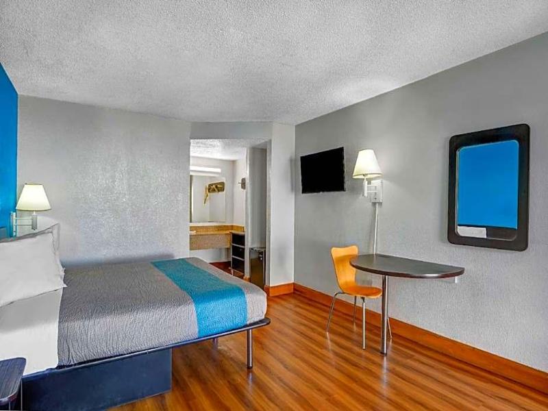 Motel 6 Atlanta, Ga image